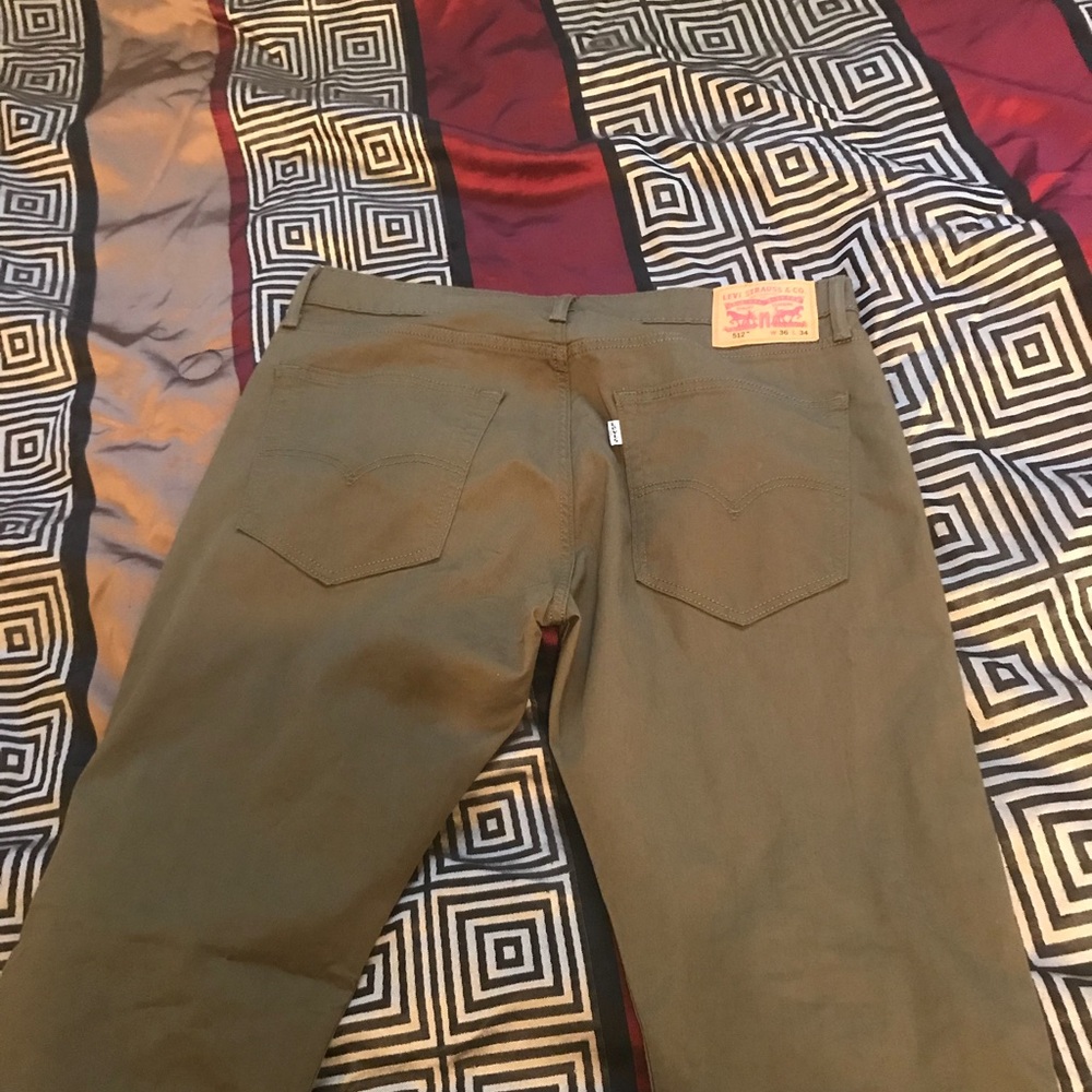 512 Levis